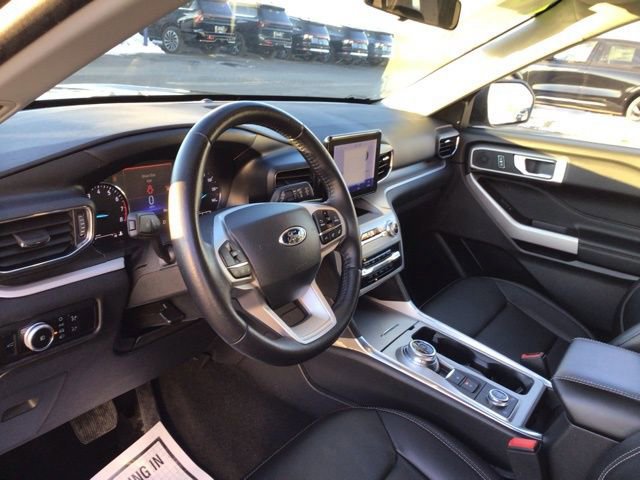 Certified 2023 Ford Explorer XLT w/ Equipment Group 202A image 8