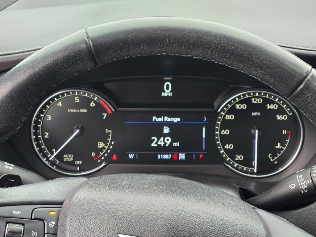 Used 2021 Cadillac XT4 Premium Luxury w/ Cold Weather Package image 34