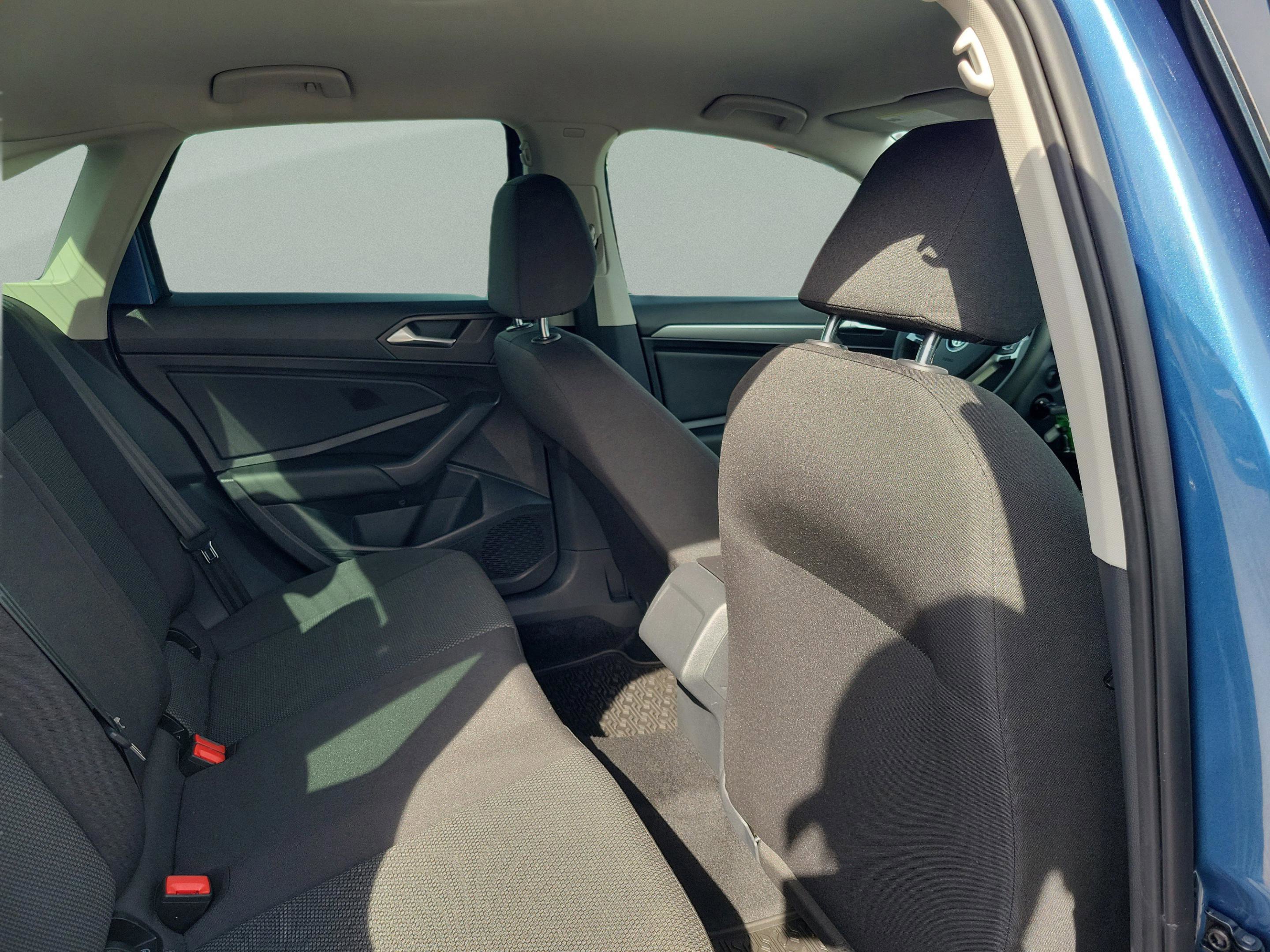 Used 2021 Volkswagen Jetta S image 25