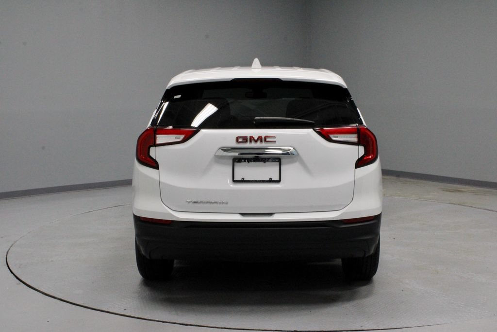 Used 2023 GMC Terrain SLE FWD image 9