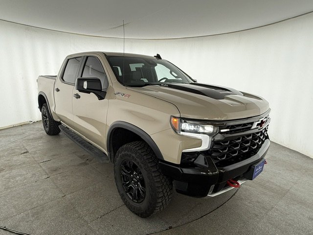 Used 2022 Chevrolet Silverado 1500 ZR2 w/ Technology Package AWD/4WD image 3
