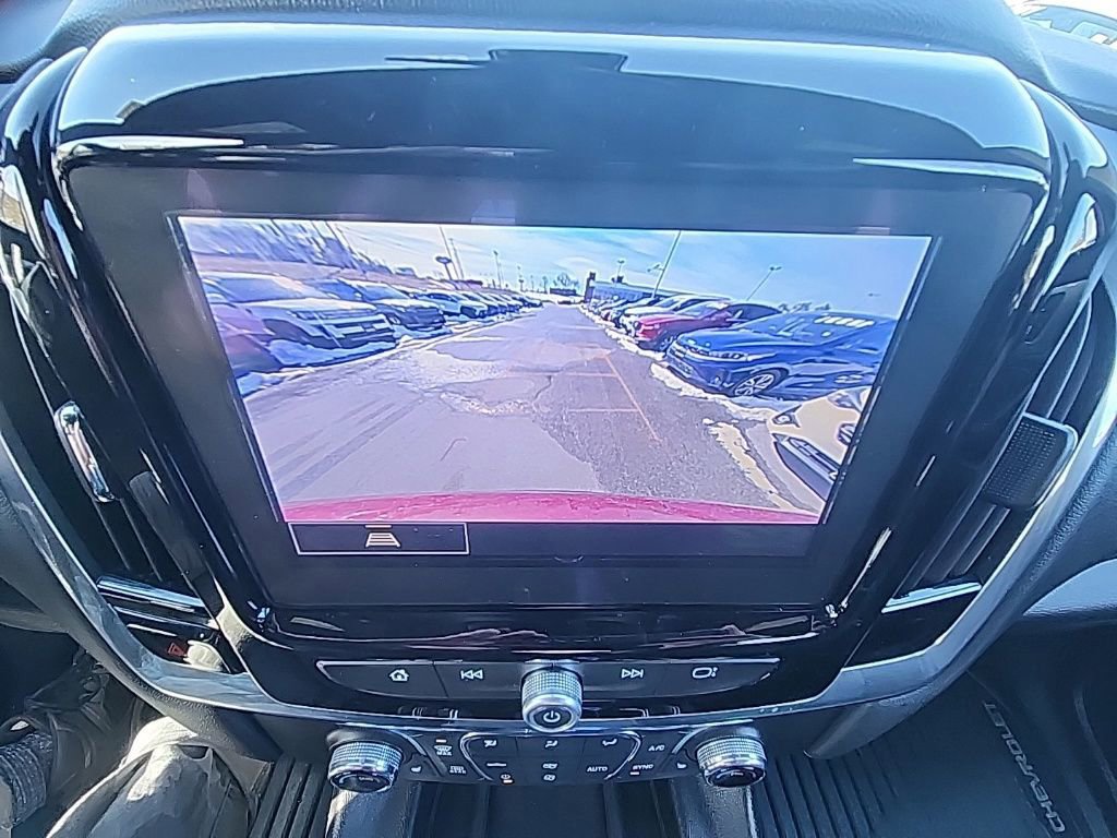 Used 2023 Chevrolet Traverse LT image 17