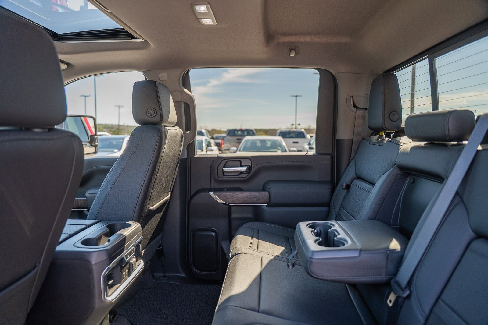 Used 2022 GMC Sierra 2500 Denali w/ Denali Ultimate Package image 24