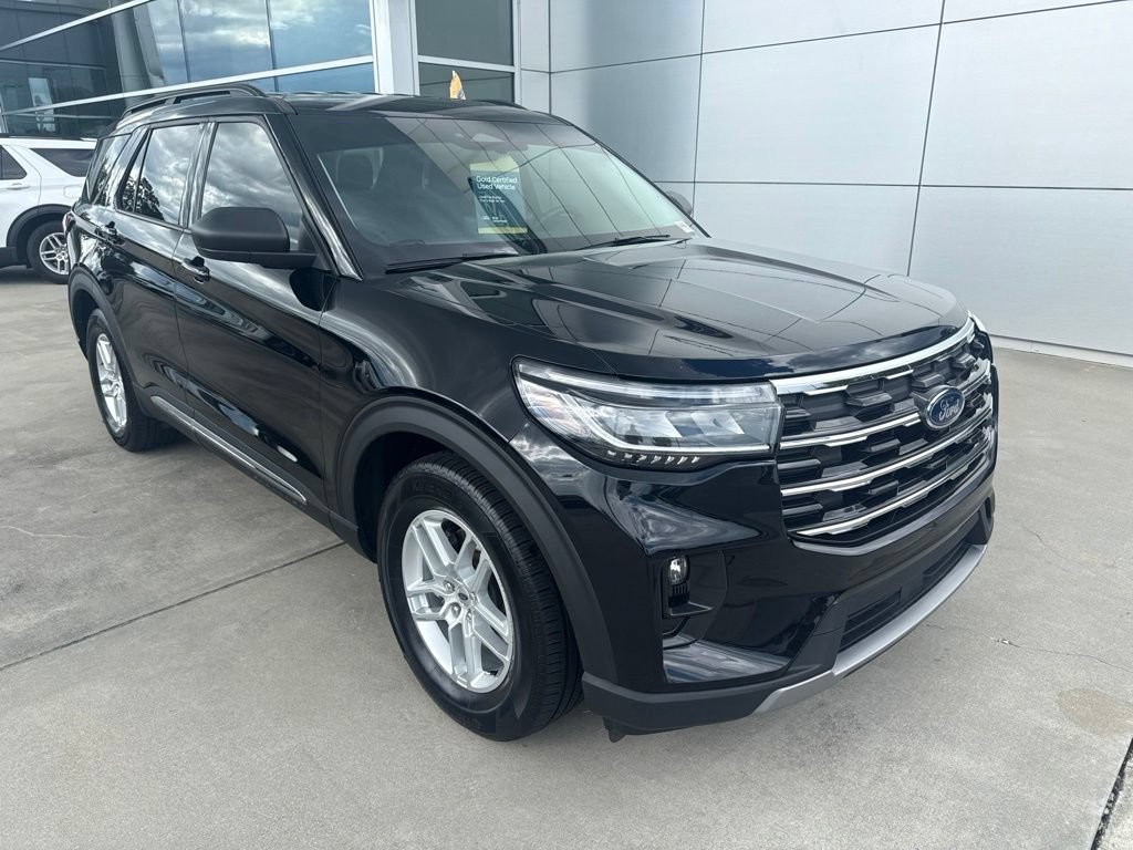 Certified 2025 Ford Explorer Active w/ Active Comfort Package