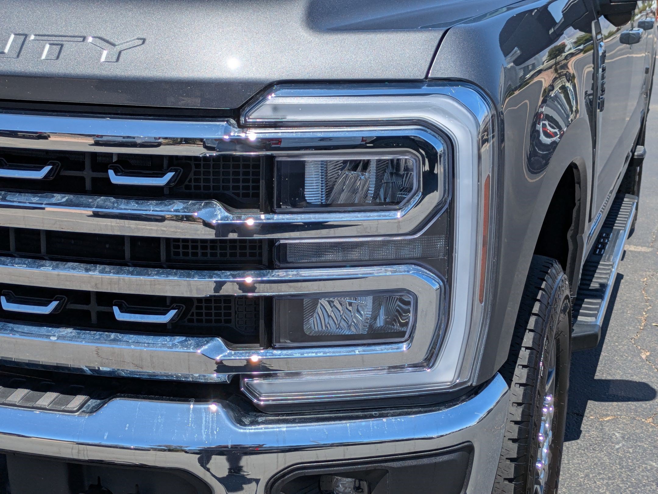 Certified 2025 Ford F250 Lariat AWD/4WD image 11