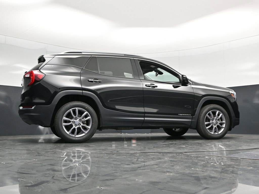 Used 2024 GMC Terrain SLT AWD/4WD image 57