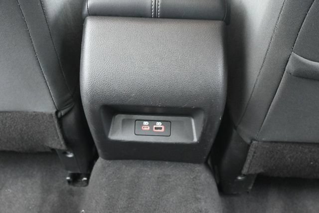 Used 2025 Nissan Altima 2.5 SV FWD image 31