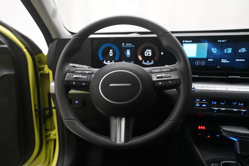 Used 2024 Hyundai Kona SEL AWD/4WD image 4