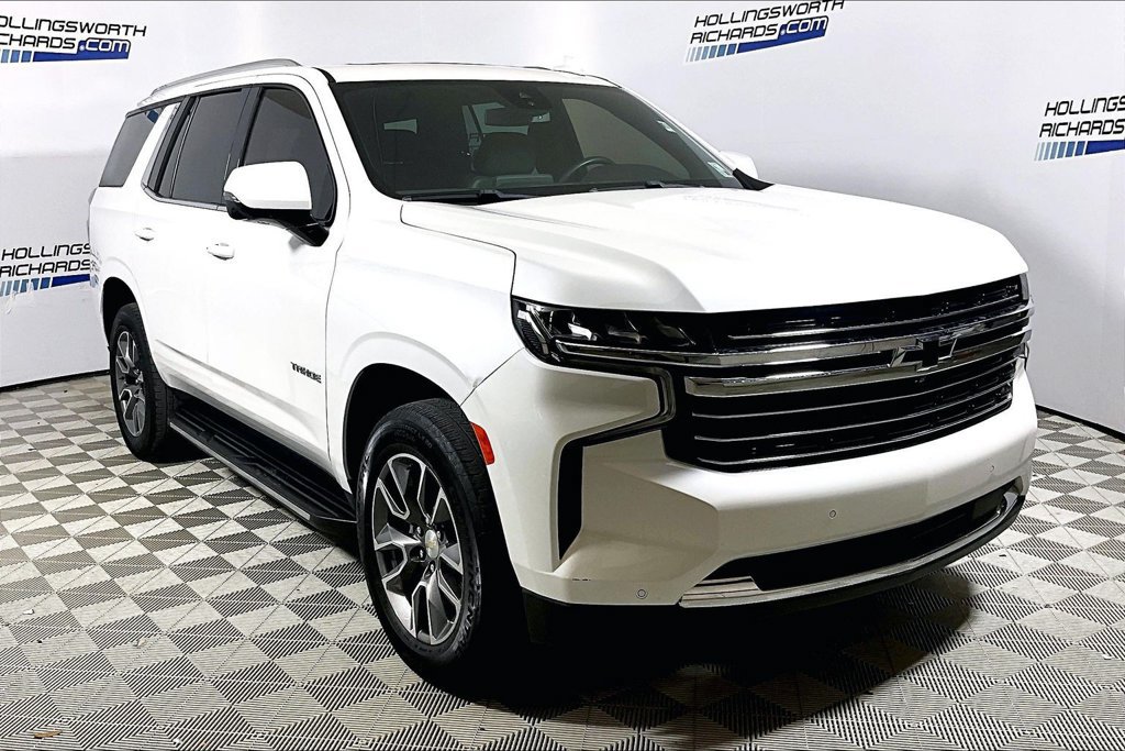 Used 2023 Chevrolet Tahoe LT w/ Luxury Package RWD image 3
