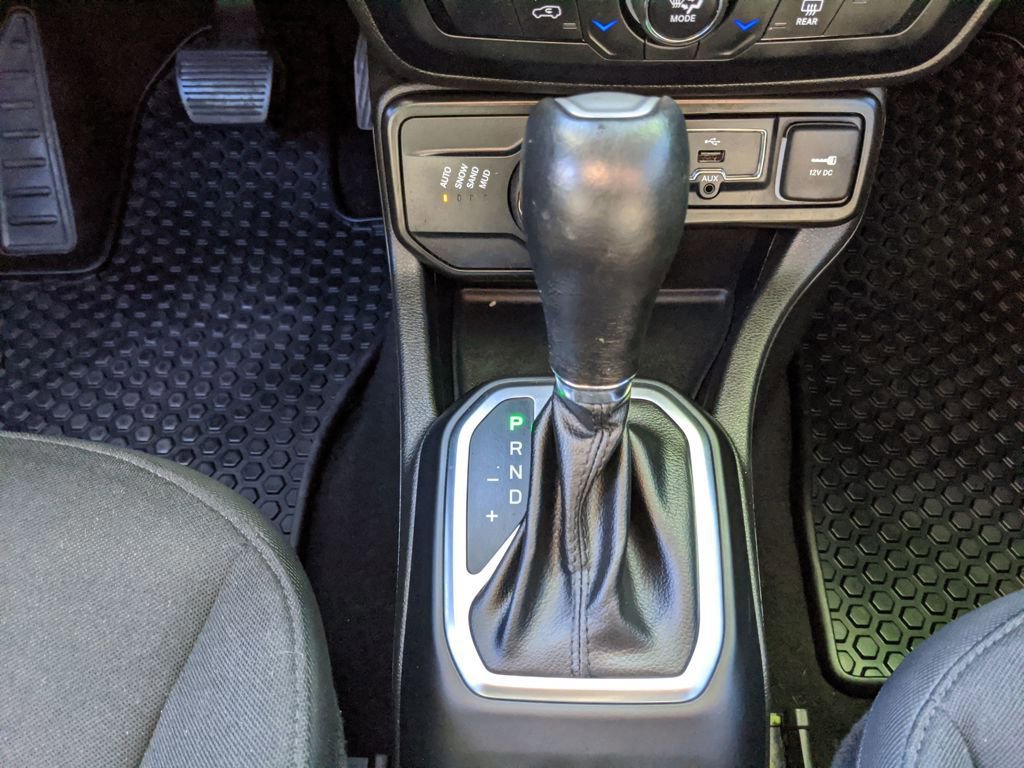 Used 2023 Jeep Renegade Latitude image 10