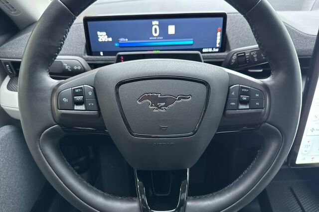 Certified 2022 Ford Mustang Mach-E Premium image 21