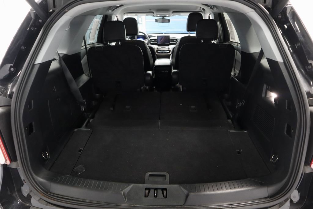 Certified 2023 Ford Explorer XLT w/ Equipment Group 202A AWD/4WD image 14