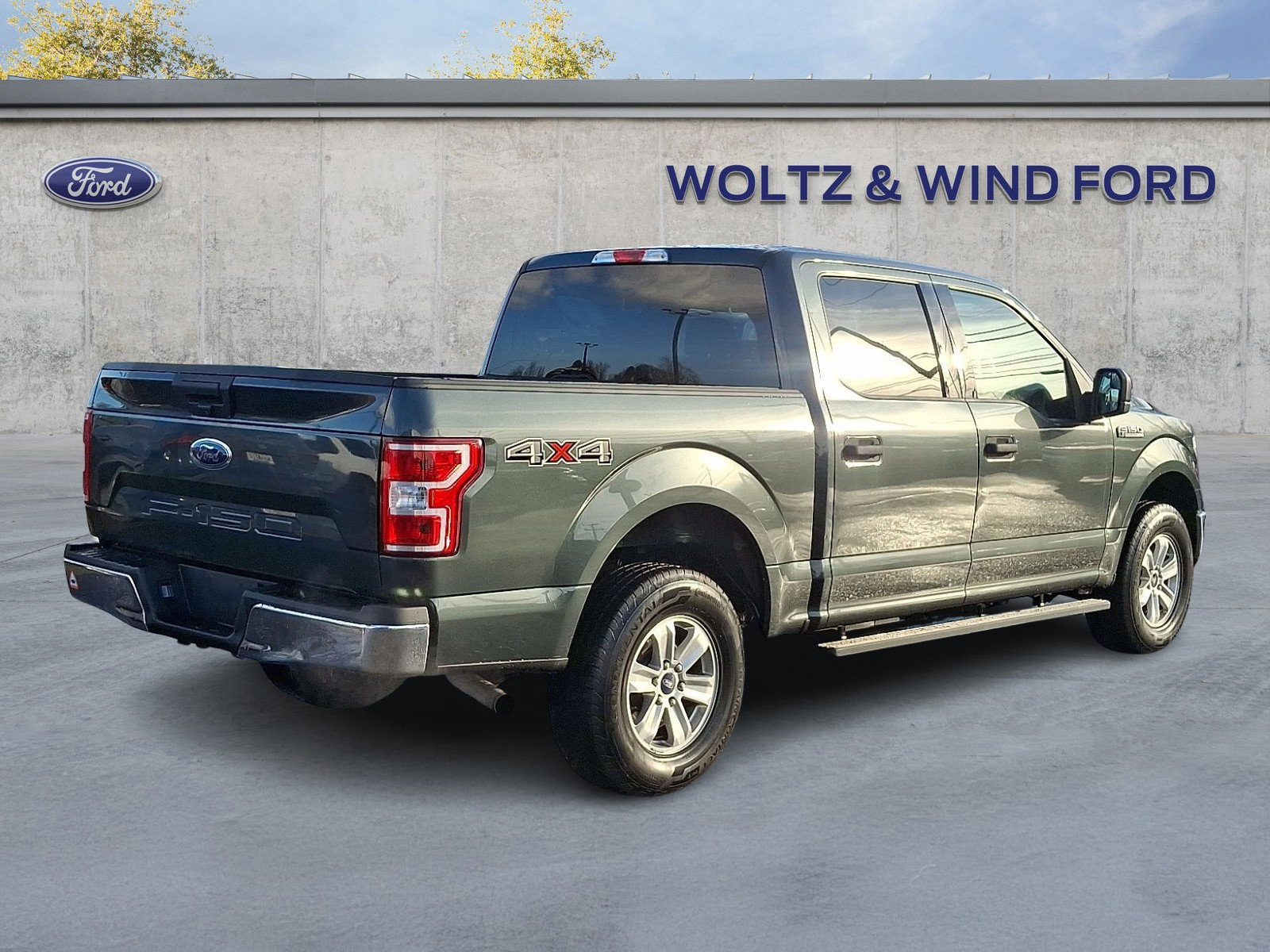 Certified 2018 Ford F150 XLT image 4