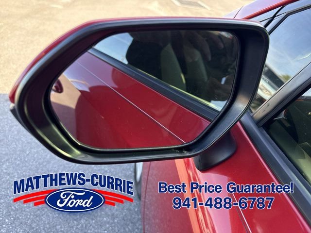 Used 2020 Toyota Corolla LE FWD image 8