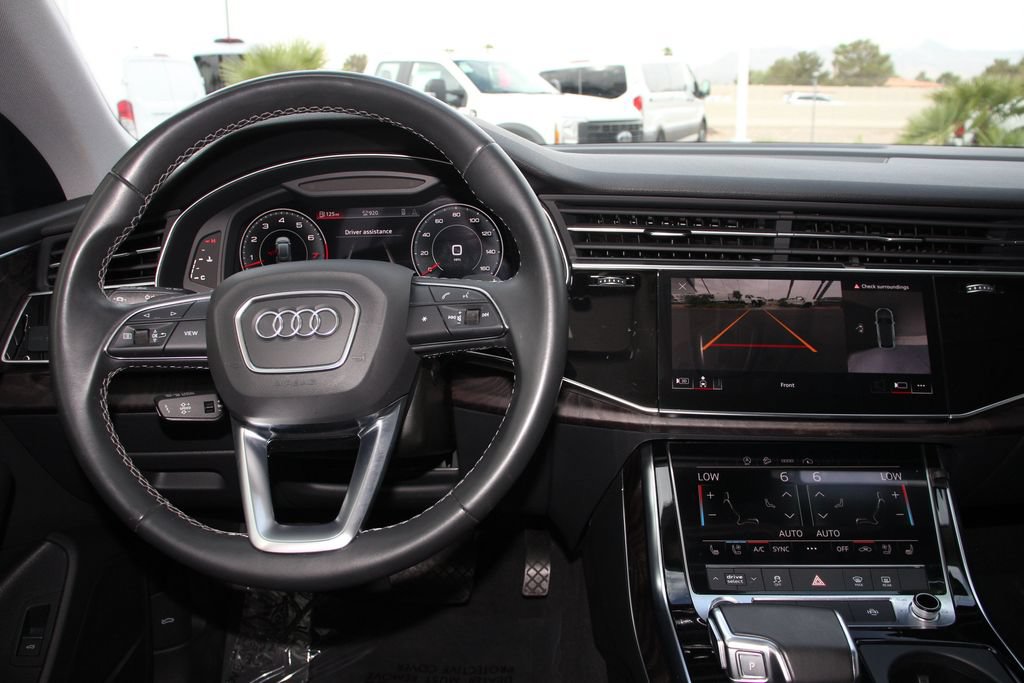 Used 2022 Audi Q8 Premium Plus AWD/4WD image 17