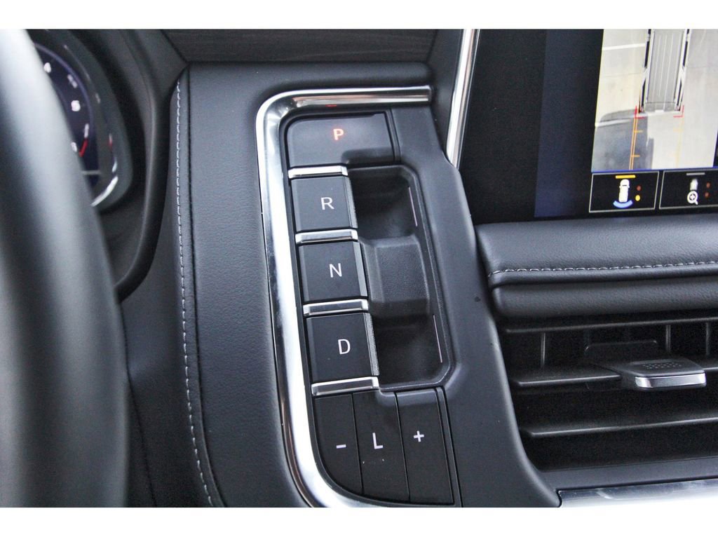 Used 2023 Chevrolet Tahoe LT w/ Luxury Package image 27