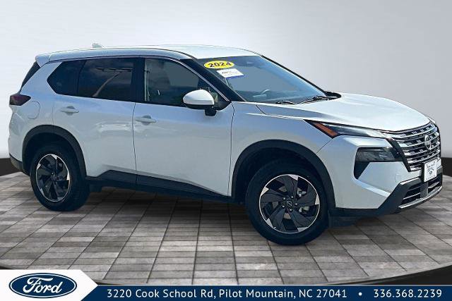 Used 2024 Nissan Rogue SV AWD/4WD image 1