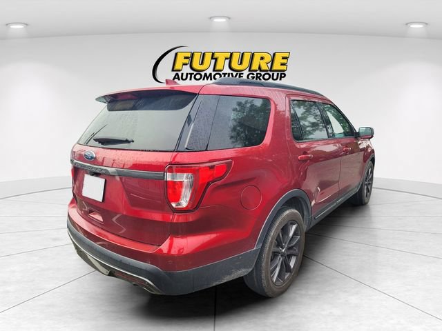Certified 2017 Ford Explorer XLT w/ Equipment Group 202A FWD image 2