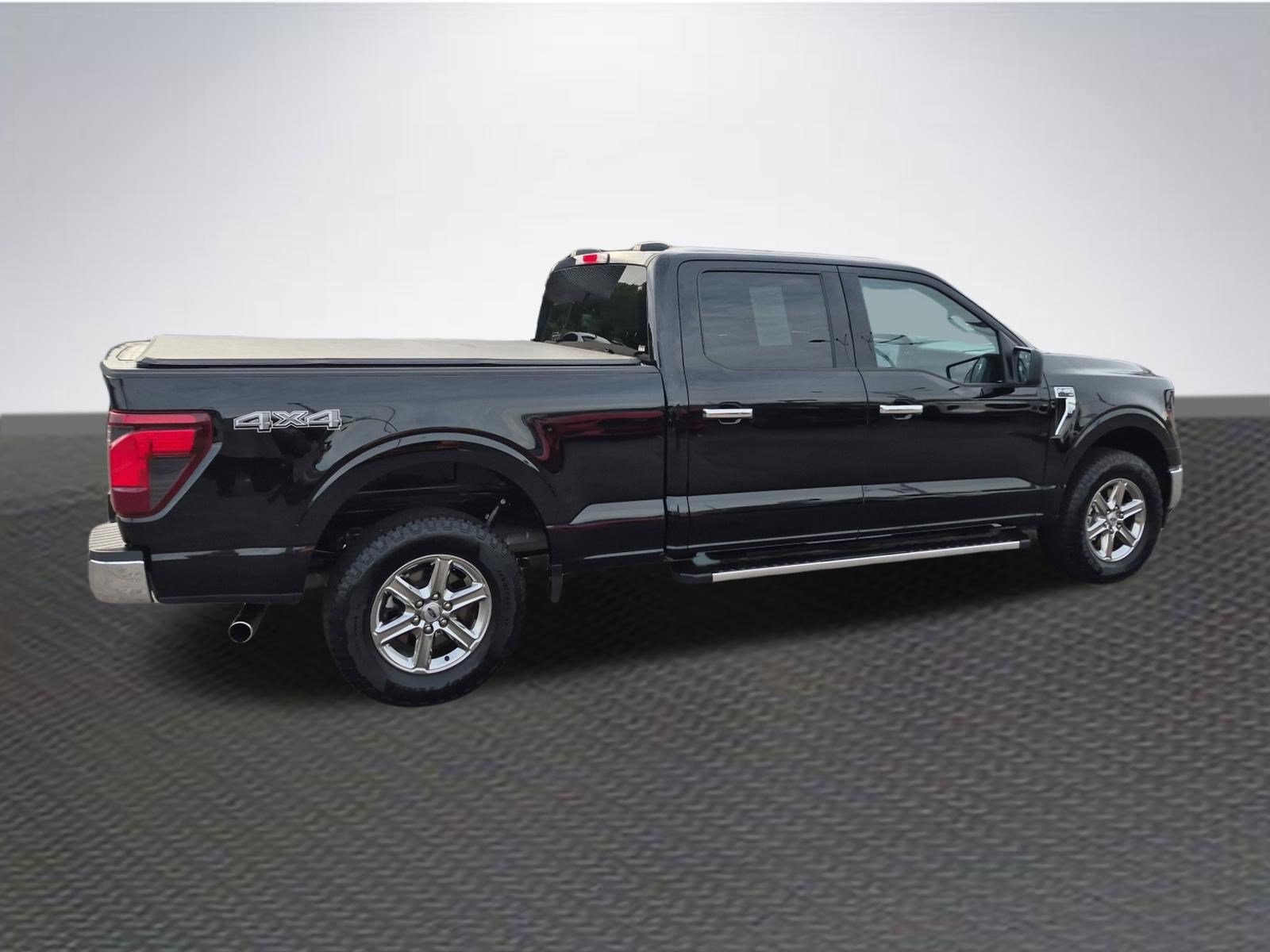 Certified 2025 Ford F150 XLT w/ Equipment Group 301A Standard AWD/4WD image 4