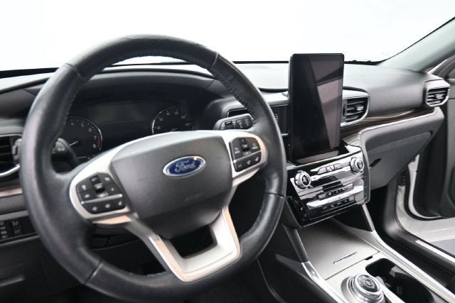 Certified 2023 Ford Explorer Limited w/ Limited Technology Package AWD/4WD image 27