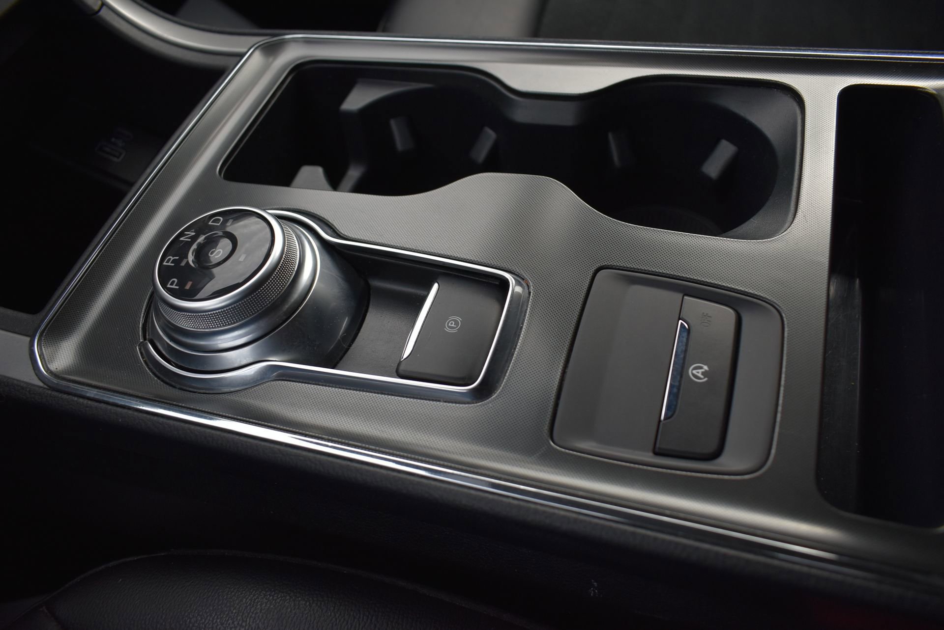 Certified 2022 Ford Edge ST-Line image 32