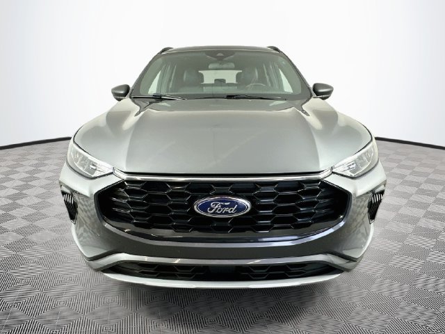 Certified 2023 Ford Escape ST-Line w/ Tech Pack #1 AWD/4WD image 5