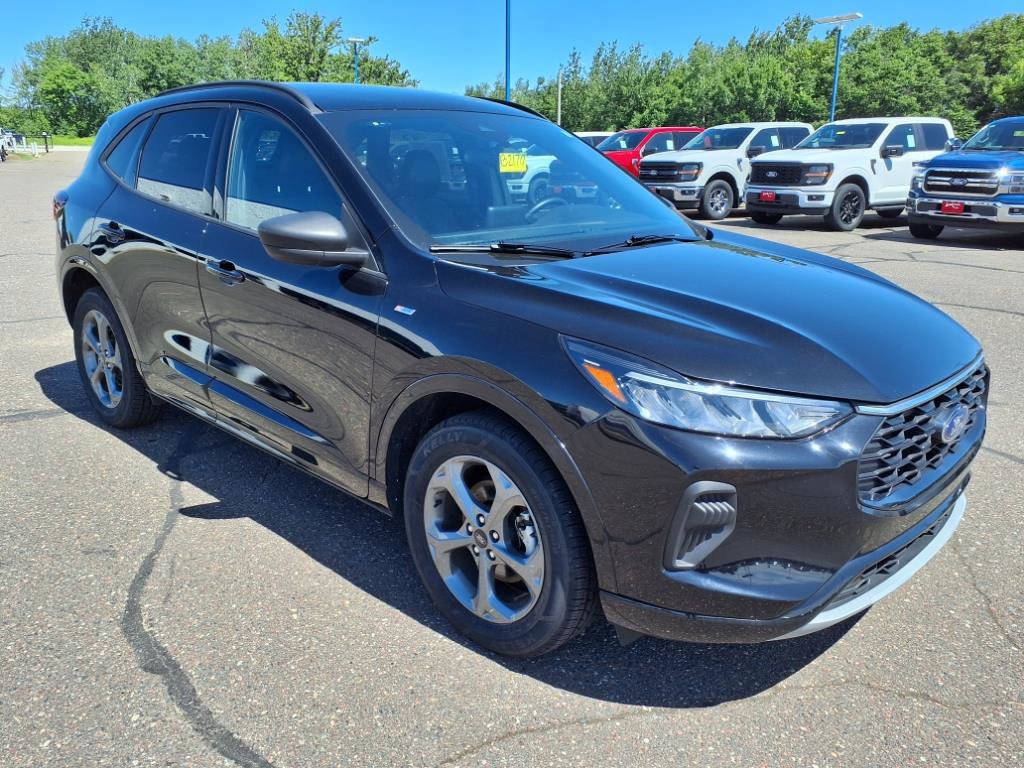 Certified 2023 Ford Escape ST-Line image 7