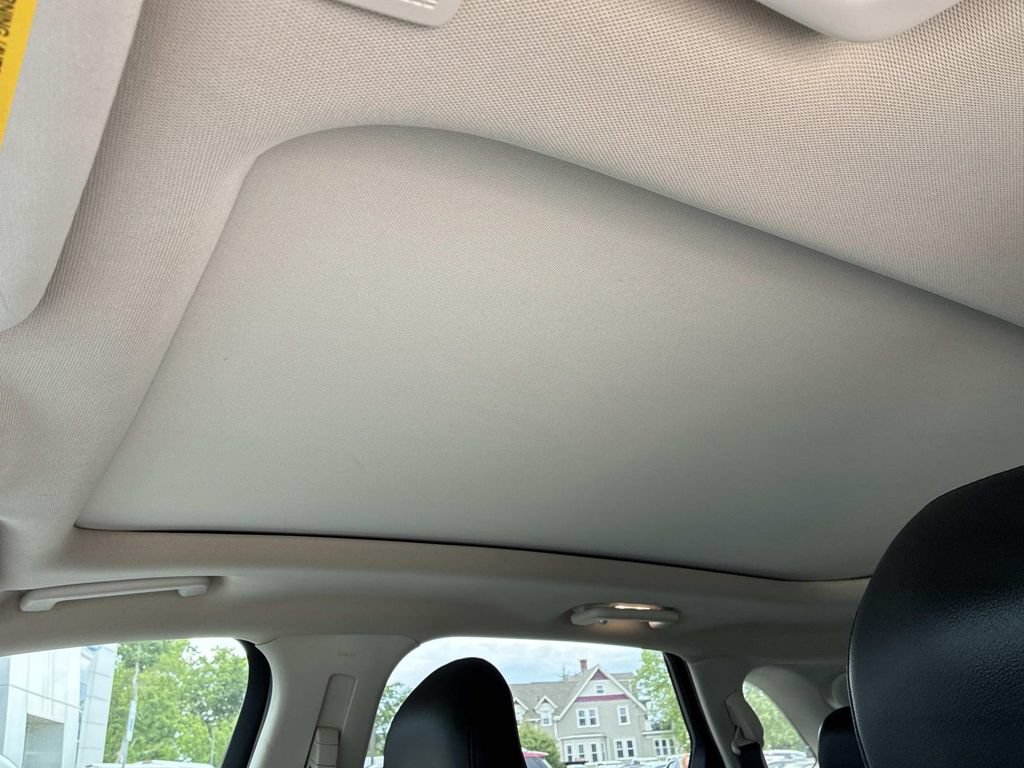 Certified 2019 Ford Edge Titanium w/ Equipment Group 301A AWD/4WD image 25
