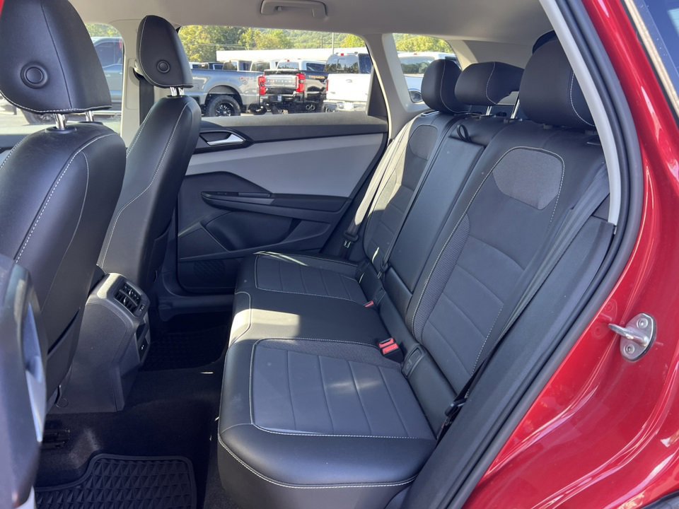 Used 2022 Volkswagen Taos SE image 14