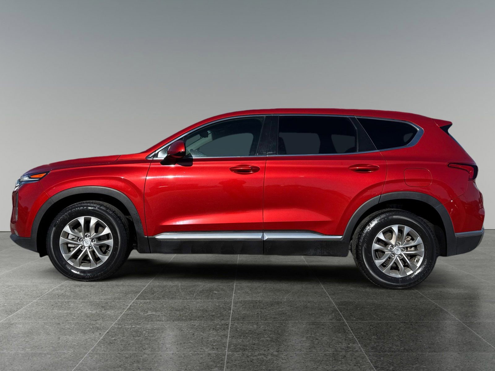 Used 2020 Hyundai Santa Fe SEL image 2