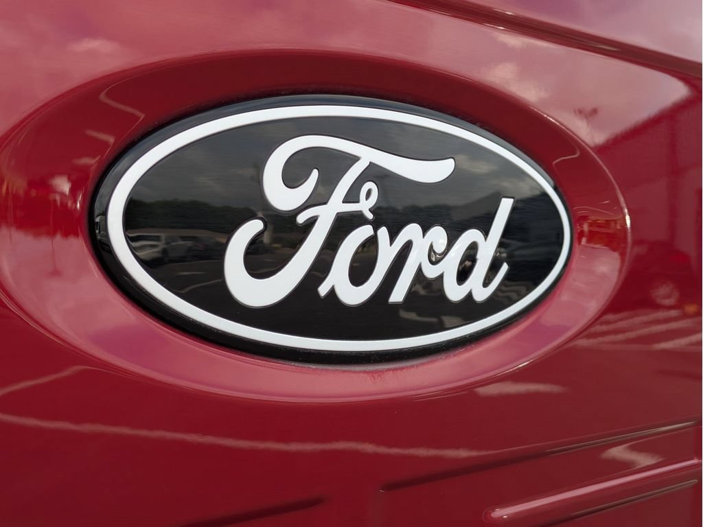 Certified 2024 Ford F150 XLT w/ Equipment Group 302A MID AWD/4WD image 8