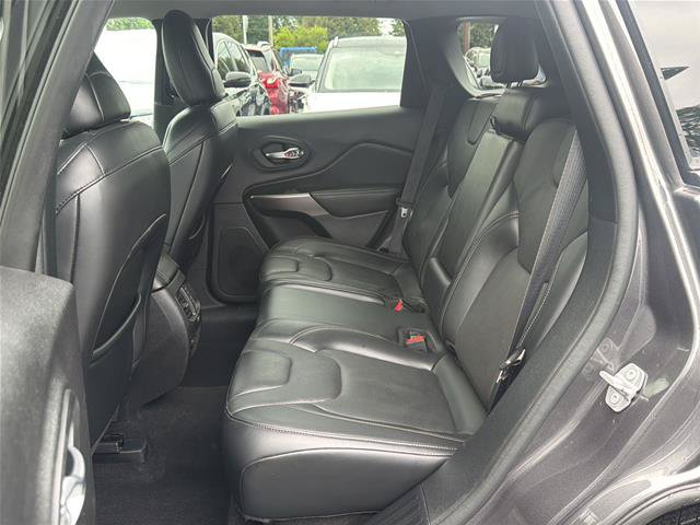 Used 2020 Jeep Cherokee Limited FWD image 7