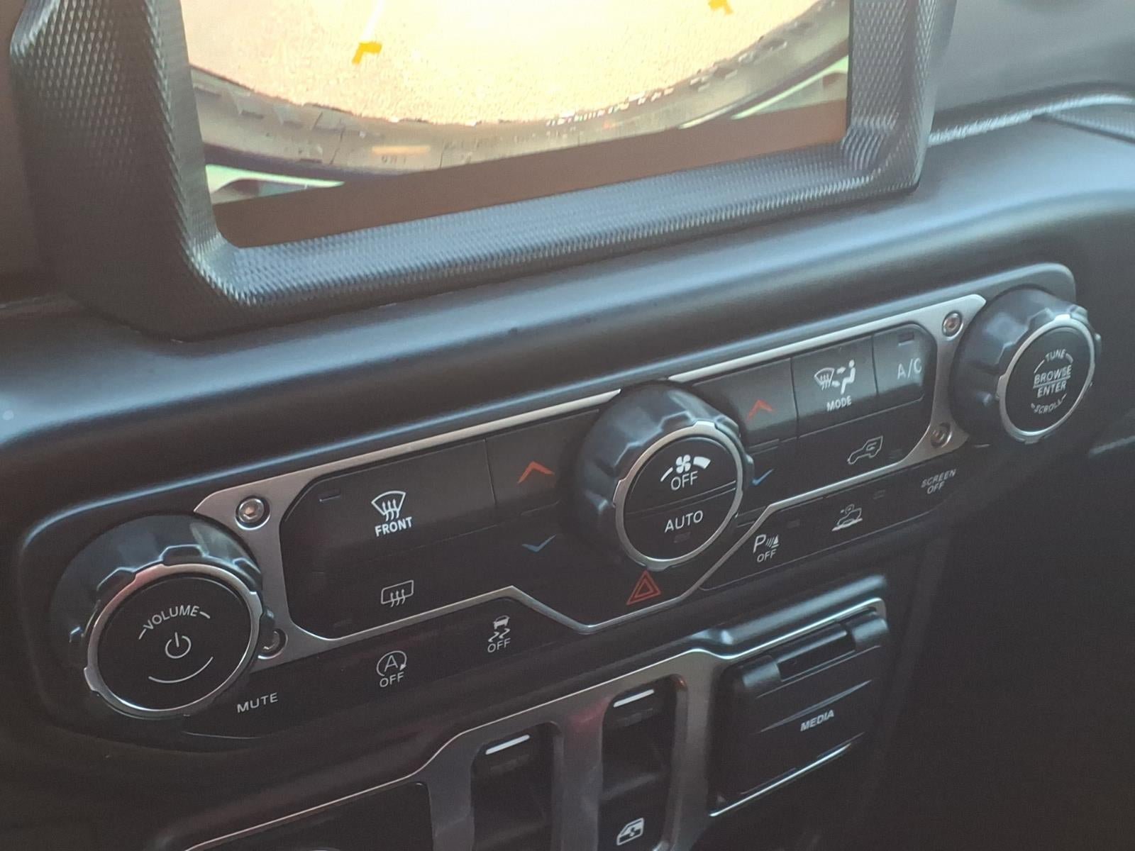Used 2021 Jeep Wrangler Rubicon AWD/4WD image 22
