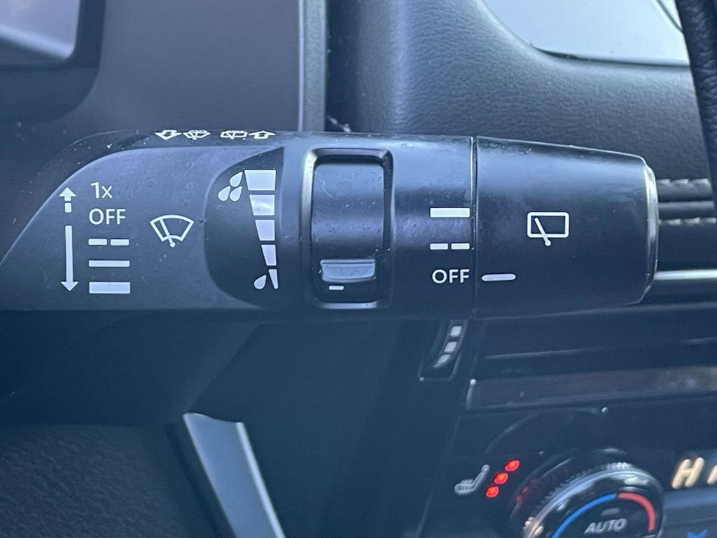 Used 2024 Nissan Rogue SL w/ SL Premium Package image 22