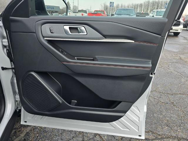 Certified 2026 Ford Explorer ST AWD/4WD image 18