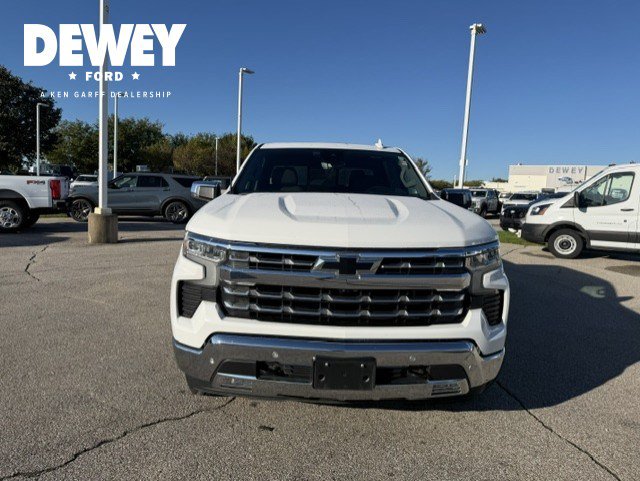 Used 2022 Chevrolet Silverado 1500 LTZ w/ LTZ Premium Package AWD/4WD image 2