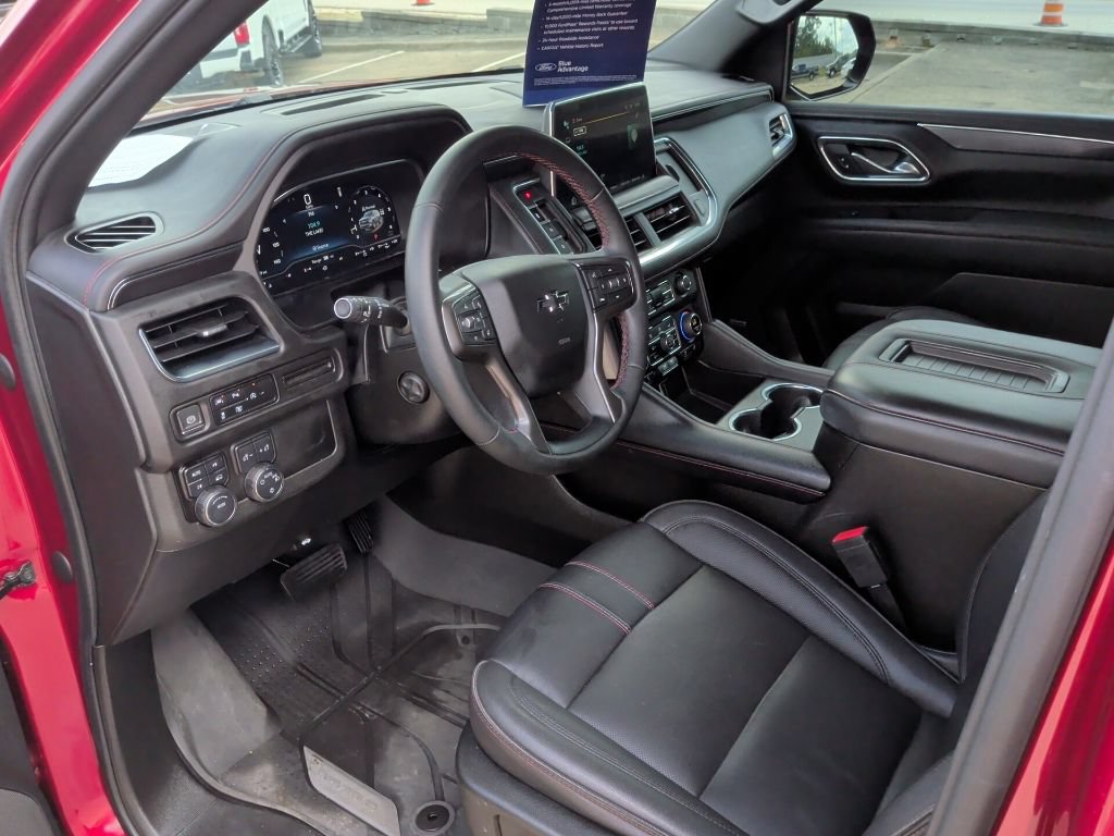 Used 2023 Chevrolet Suburban RST w/ Luxury Package AWD/4WD image 26