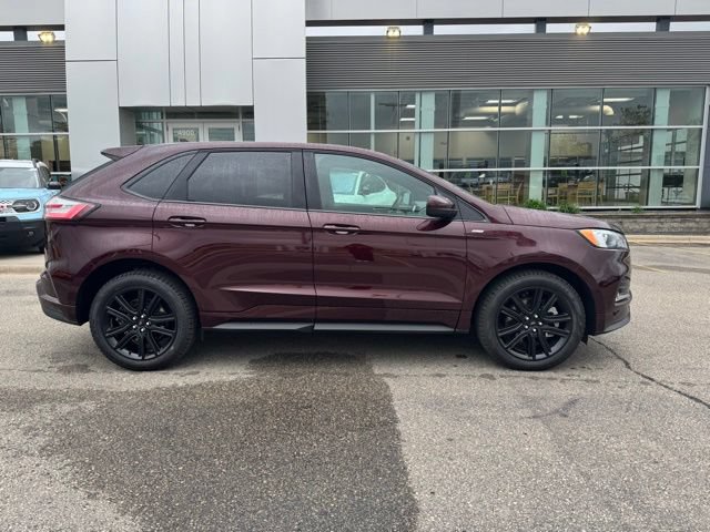Certified 2024 Ford Edge ST-Line AWD/4WD image 32