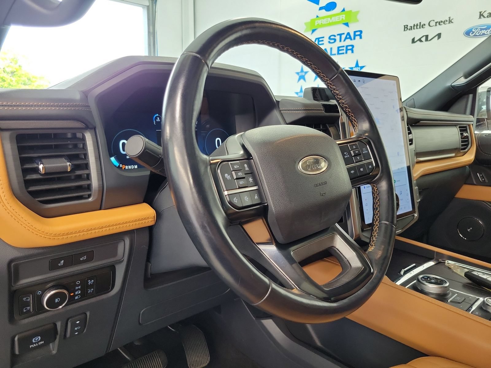 Certified 2023 Ford Expedition Max Platinum AWD/4WD image 10