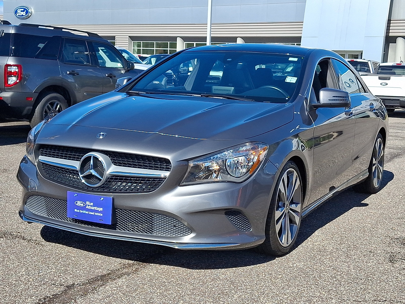 Used 2018 Mercedes-Benz CLA 250 4MATIC image 4
