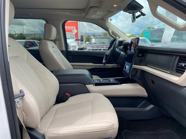 Certified 2023 Ford Expedition Platinum AWD/4WD image 19