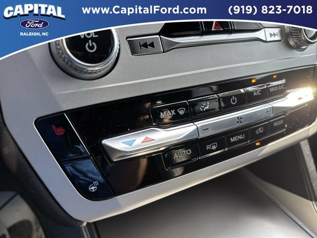 Certified 2024 Ford Explorer XLT w/ Equipment Group 202A RWD image 29