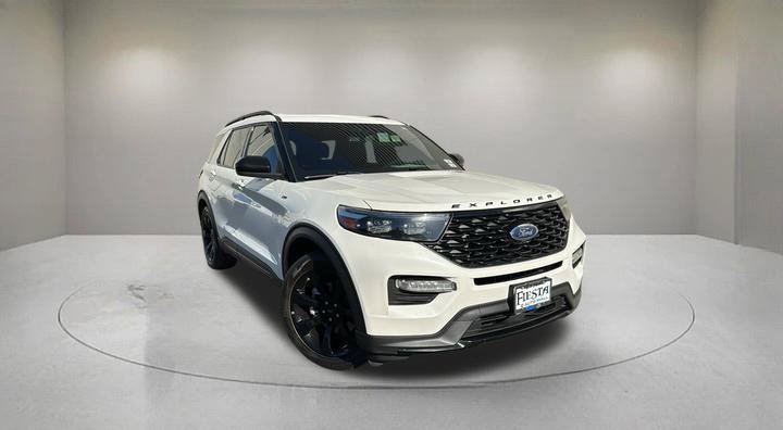 Certified 2024 Ford Explorer ST-Line w/ Class IV Trailer Tow Package