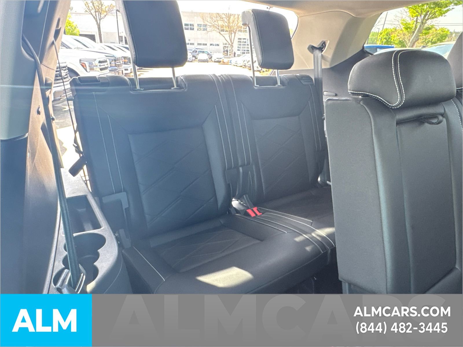 Used 2025 Volkswagen Atlas SE FWD image 21