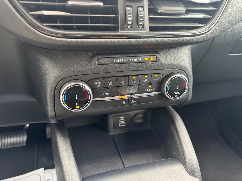 Certified 2025 Ford Escape ST-Line FWD image 12