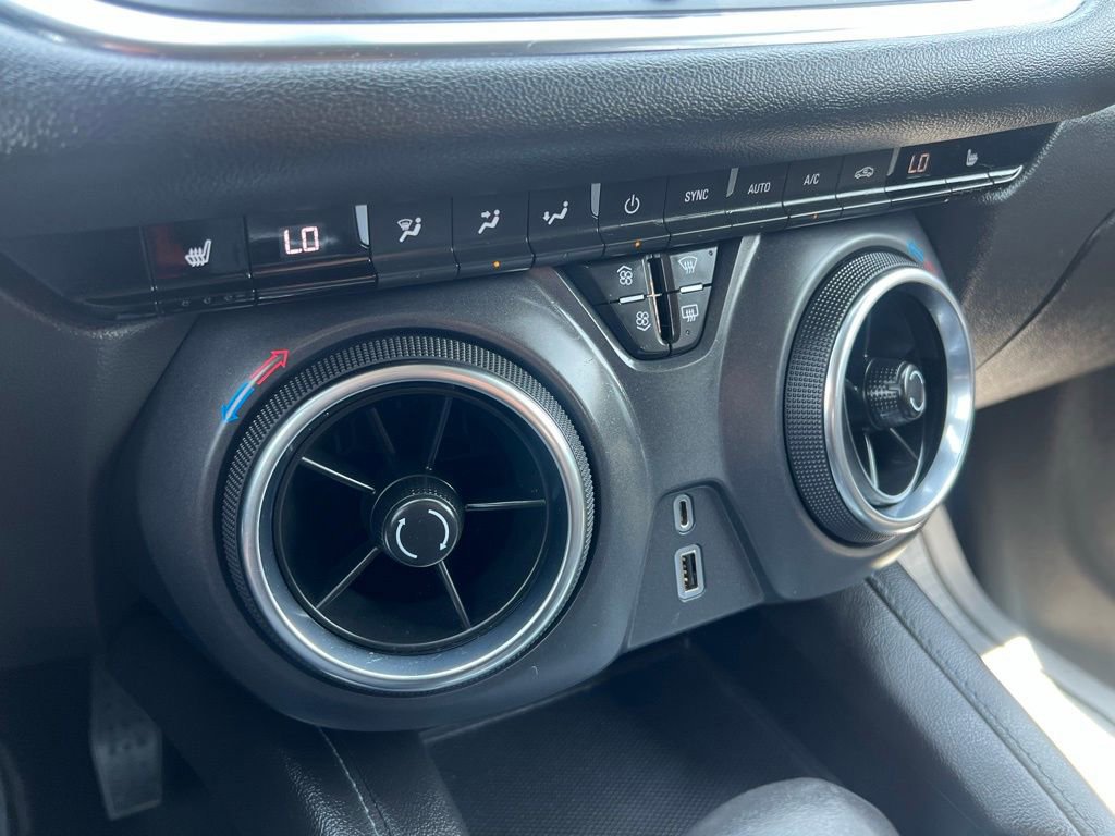 Used 2022 Chevrolet Blazer LT w/ Sound & Technology Package image 22