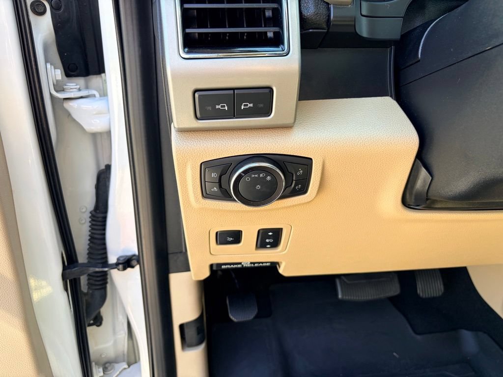 Certified 2019 Ford F250 Lariat w/ Lariat Ultimate Package AWD/4WD image 24