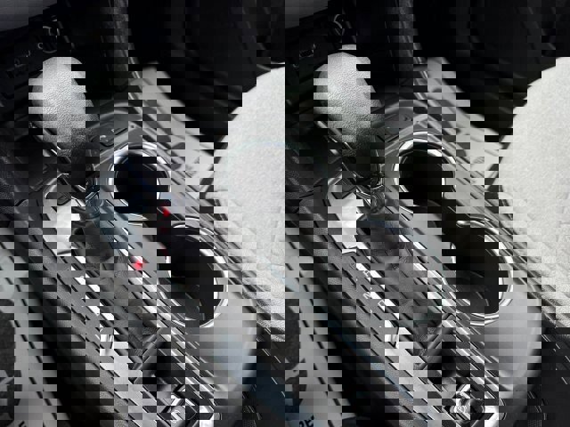 Used 2022 Chevrolet Equinox LT w/ LPO, Floor Liner Package image 29