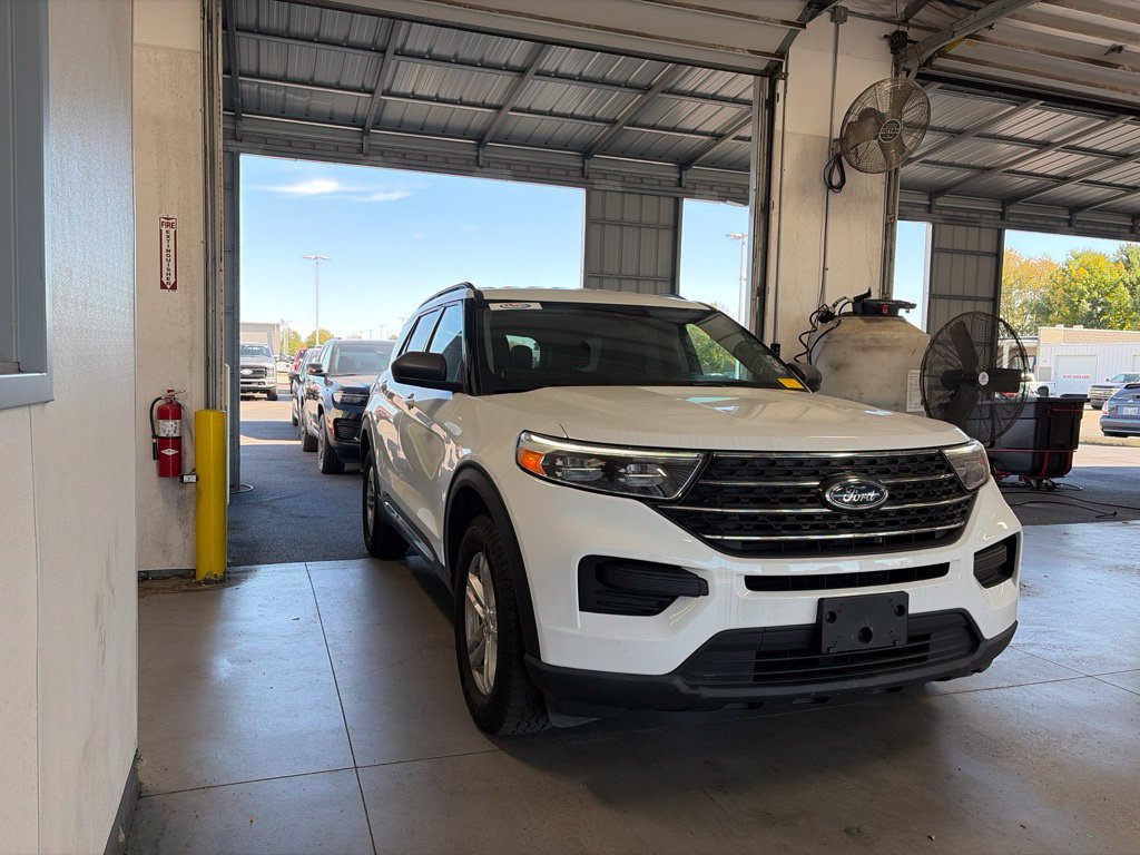 Certified 2022 Ford Explorer XLT w/ Class IV Trailer Tow Package