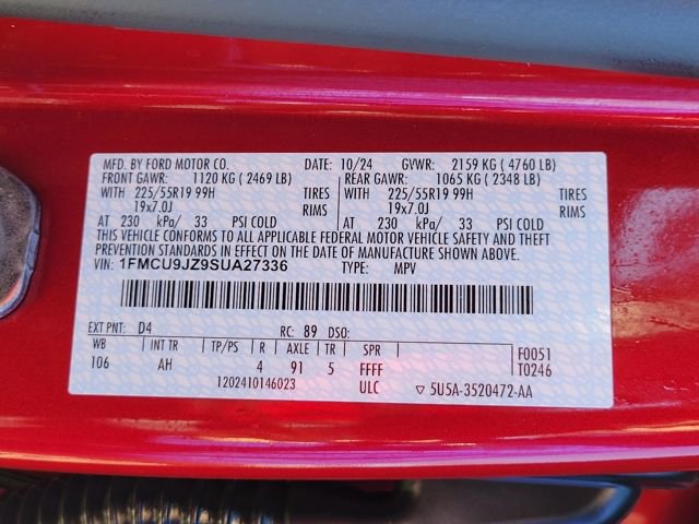 Certified 2025 Ford Escape Platinum w/ Premium Technology Package image 17